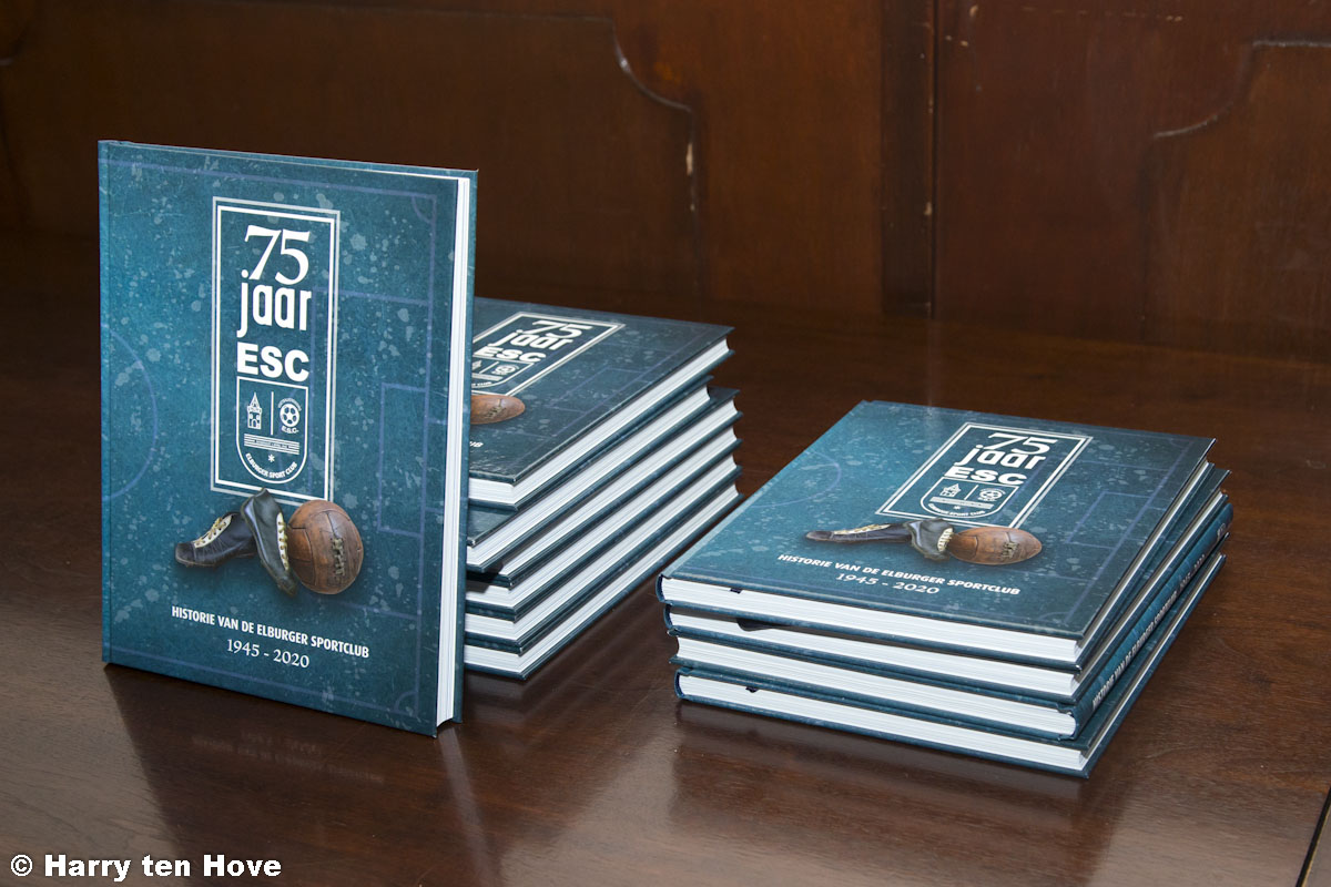Boekpresentatie jubileumboek Elburger Sportclub 75 jaar