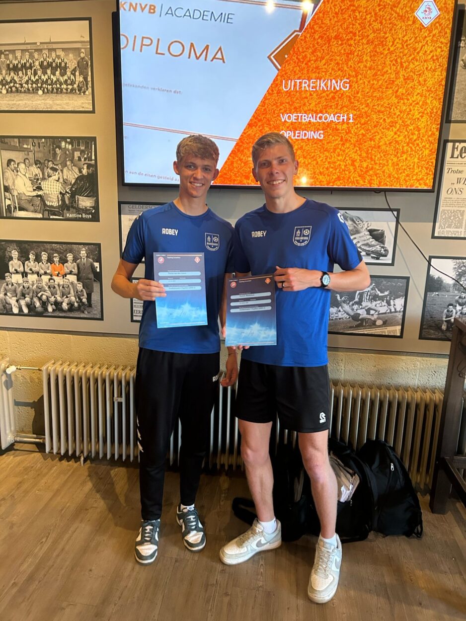 Elburger SC is weer 2 gediplomeerde jeugdtrainers rijker!