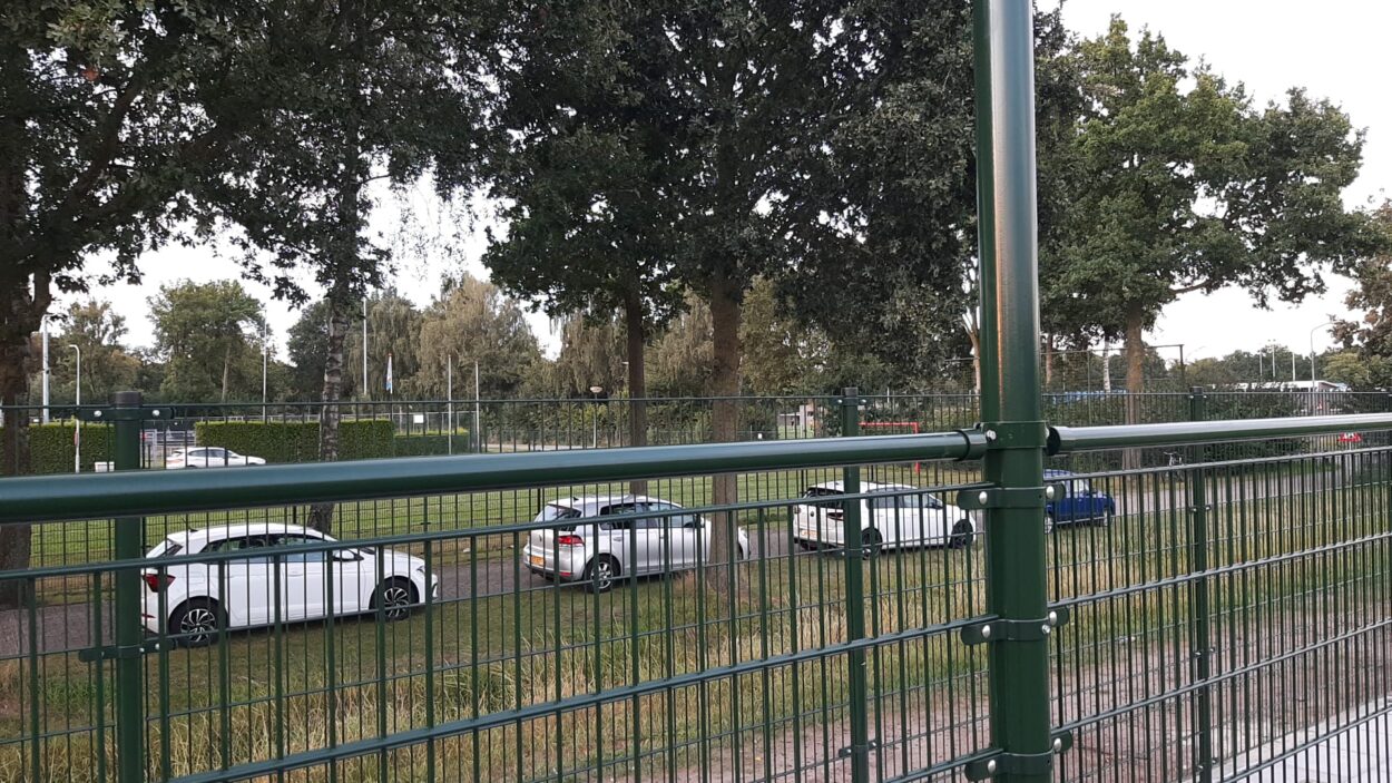 Fietsen en parkeren op ons sportpark