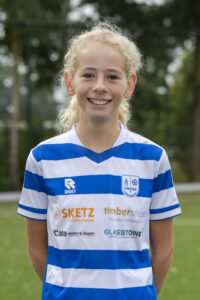 Melanie Nagelhout - MO15-1