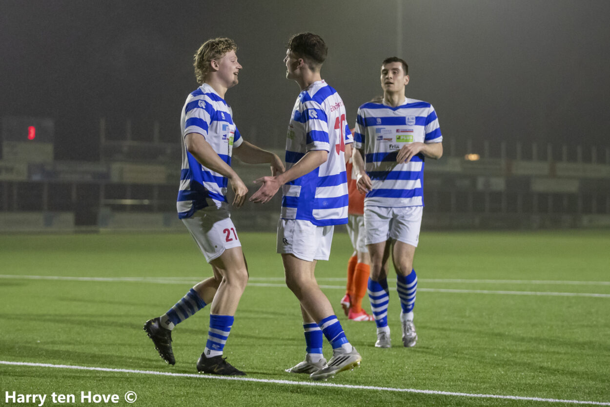 ESC wint in oefenwedstrijd met 6-1 van vv Emst