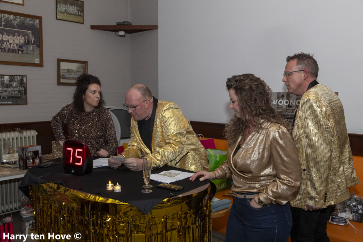 Glitter, gezelligheid en volle bak bij de ESC Glitter Bingo 2026