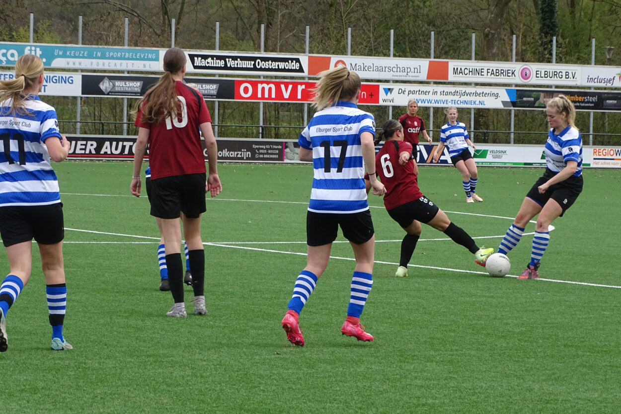 ESC VR1 scoort er op los tegen sv Lelystad ’67 VR1