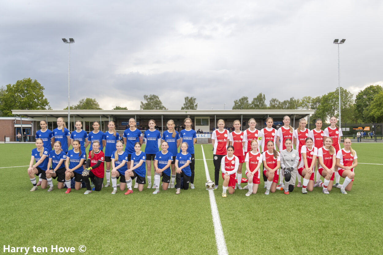 PEC Zwolle Regioselectie MO15 verslaat vv IJsselmeervogels MO15-1