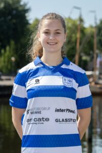 Ester Stoudam - VR1